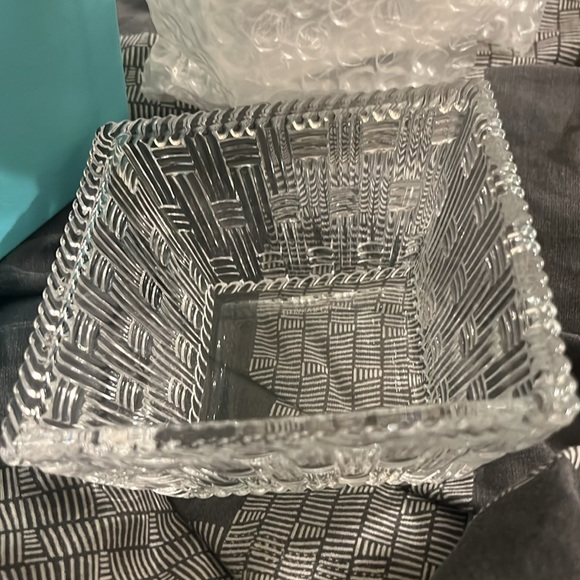 Tiffany & Co NEW Weave Trinket Dish. Made Germany - Picture 2 of 9
